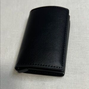 Black Slim Minimalist Card Wallet